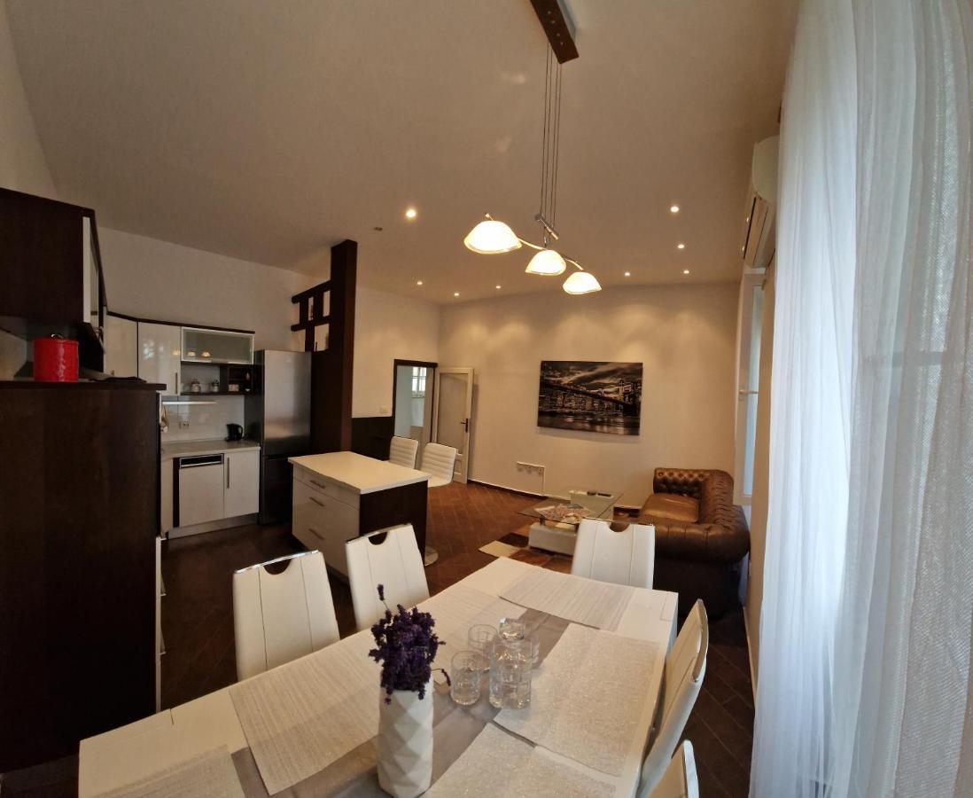 Queen Of Stay - Apartment Lili Rijeka Exterior photo